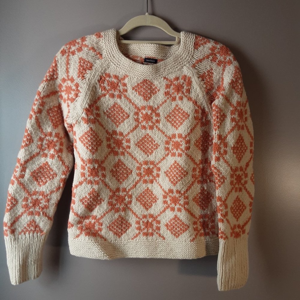 (SOLD) American Eagle Outfitters Hand Knit 100% Wool Sweater | Cream Orange | M